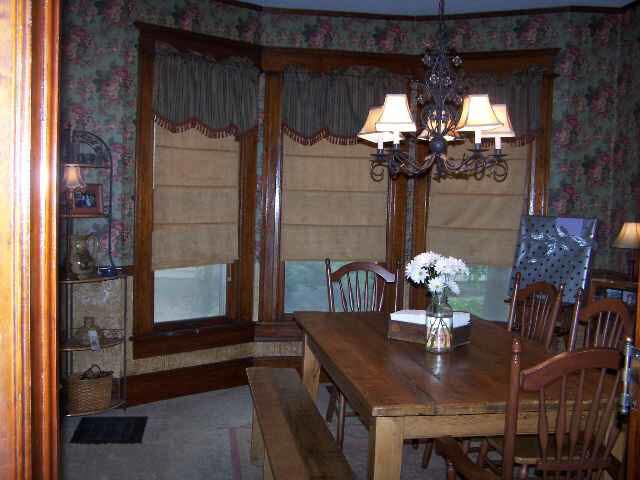 317 E 3rd, Newton, KS 67114