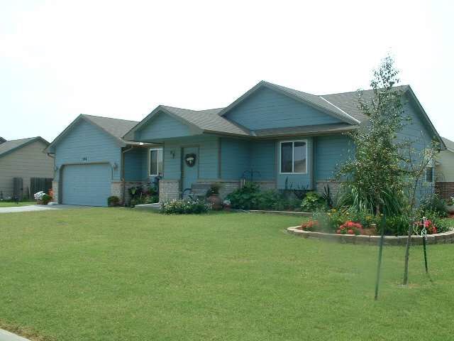 300 Riley, Haysville, KS 67060