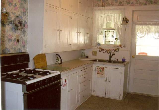 416 N Park, Valley Center, KS 67147