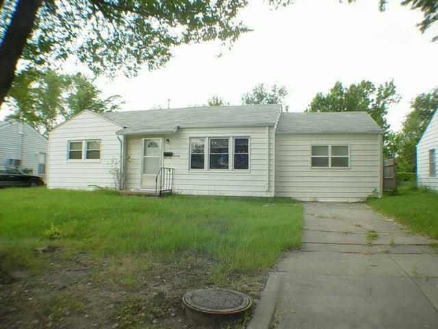 2763 S Bennett, Wichita, KS 67217