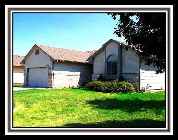 9701 W Chartwell, Wichita, KS 67205