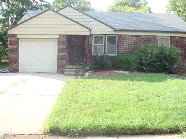 671 S Mission, Wichita, KS 67207