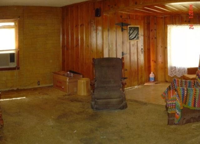 608 S 5th, Arkansas City, KS 67005