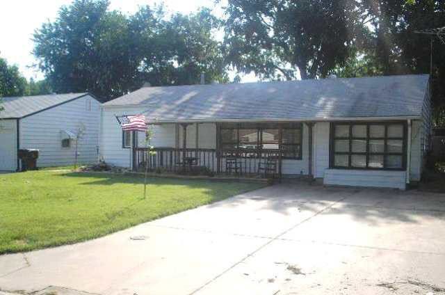 921 Lakeview, Derby, KS 67037