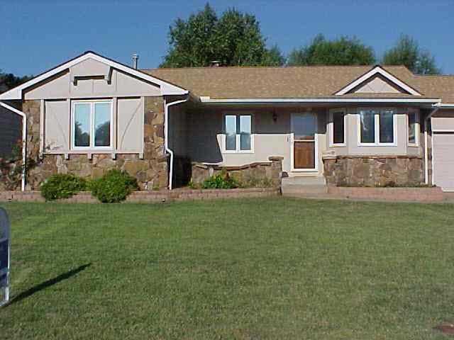 321 N Parkridge, Wichita, KS 67212