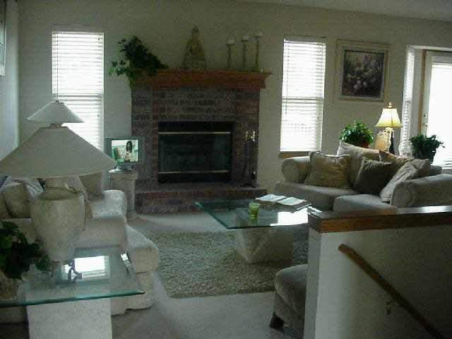 1631 Windwood Cir, Derby, KS 67037