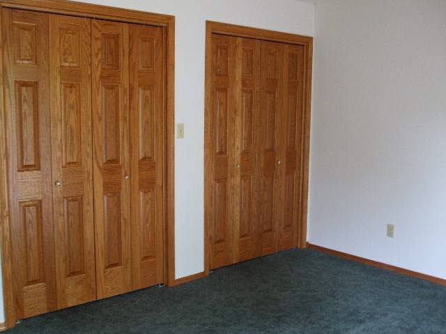 1483 N Webb Rd, Mulvane, KS 67110