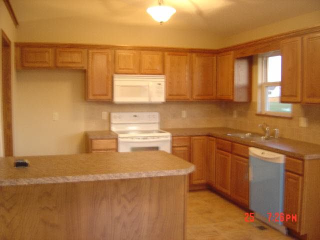 12113 E Mainsgate, Wichita, KS 67226