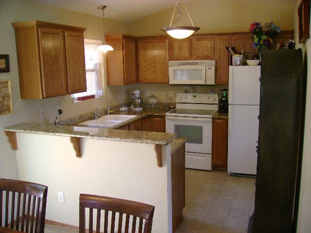 2905 Lanners Cir, Wichita, KS 67219