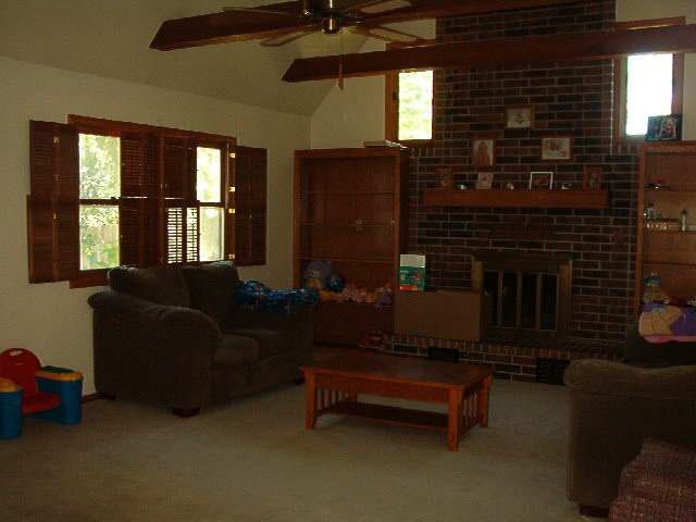 1306 Pinion, Derby, KS 67037