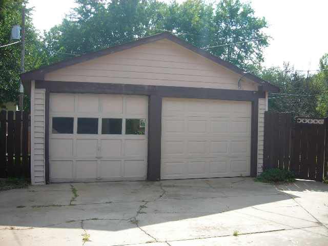 432 S Lakeview, Derby, KS 67037