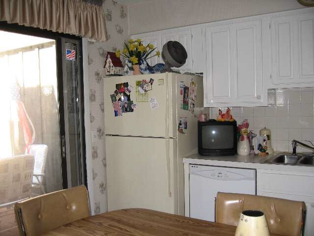 8201 E Harry #2204, Wichita, KS 67207