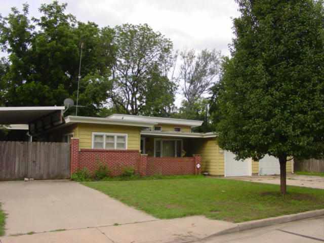 1007 E Marion, Wichita, KS 67211