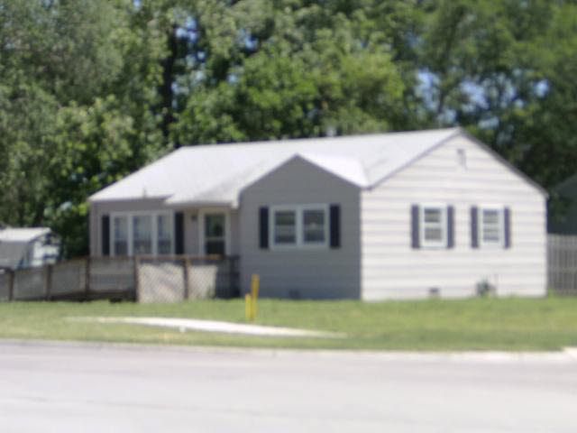 2404 S Everett, Wichita, KS 67216