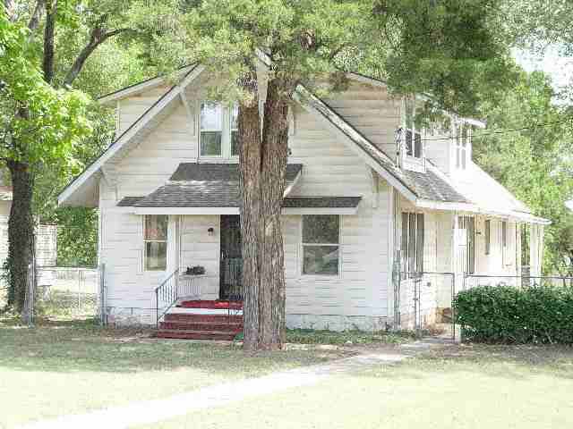 619 N A, Wellington, KS 67152