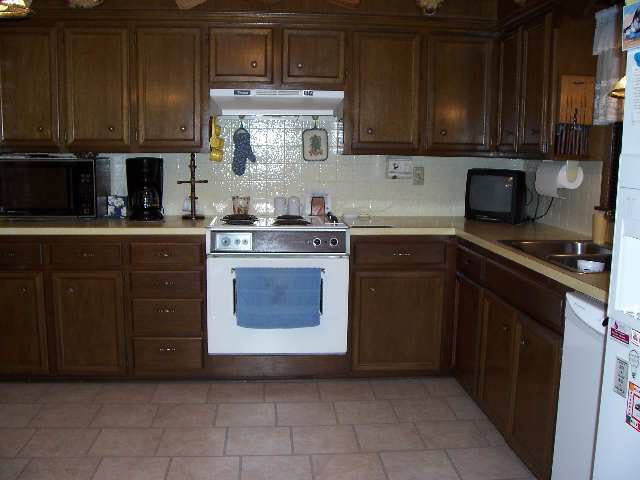 3033 Columbine, Wichita, KS 67204