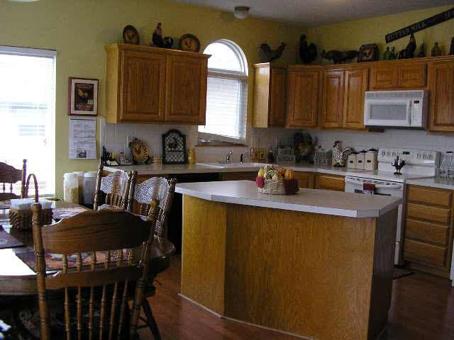 2207 Beech, Wichita, KS 67207
