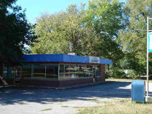 113 N 3rd Ave, Mulvane, KS 67110