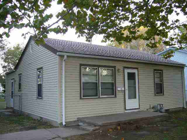 224 N Maynard, Haysville, KS 67060