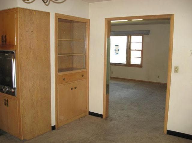 1113 Harrison, Newton, KS 67114