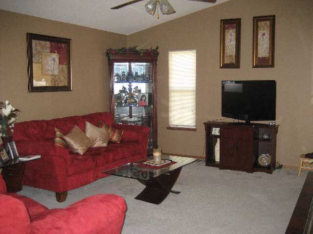 129 W 53rd St, Wichita, KS 67217