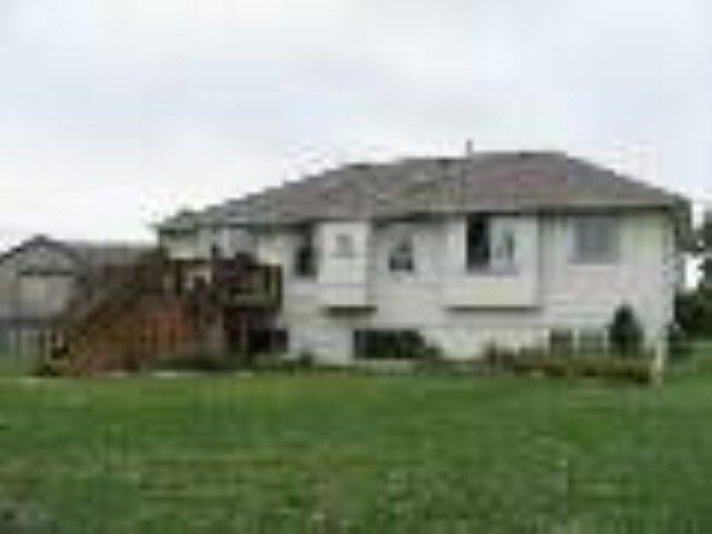 10514 E Mainsgate Ct, Wichita, KS 67226