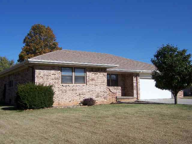 612 Belmont, Augusta, KS 67010
