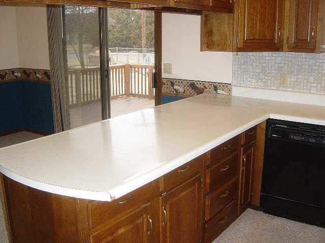 1105 Edgewood, Wellington, KS 67152