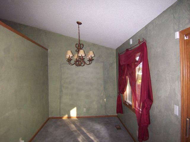 1207 E Dirck, Haysville, KS 67060