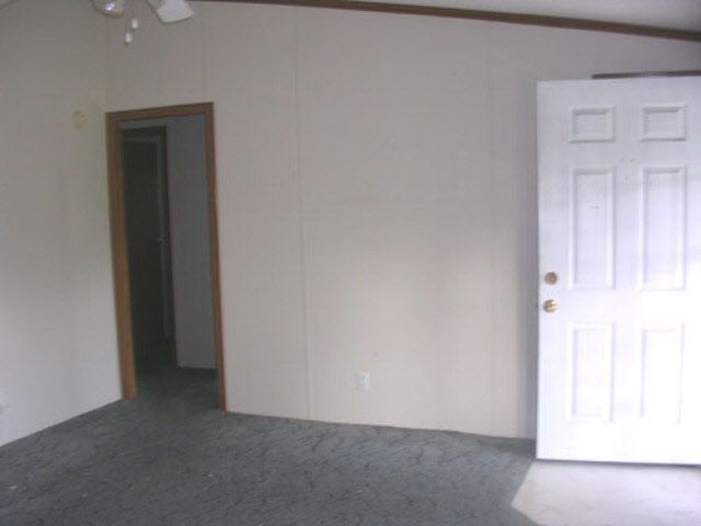 905 Myrtle St, Newton, KS 67114