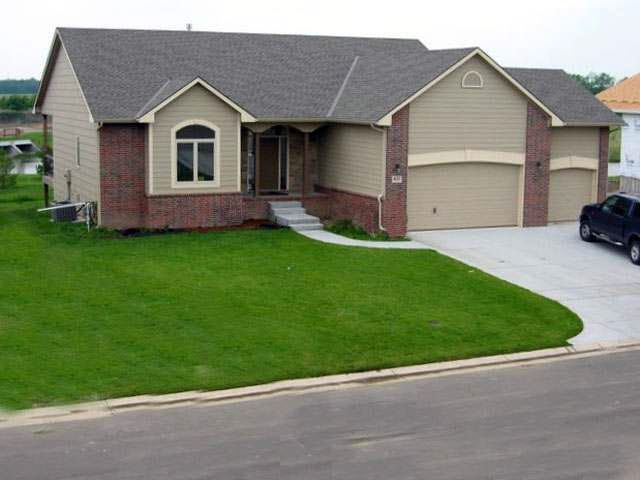 8622 E Scragg, Wichita, KS 67226