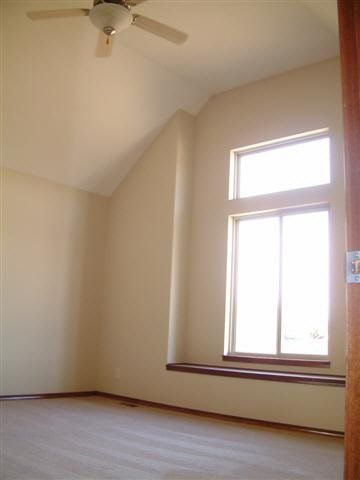 910 S Glenmoor, Wichita, KS 67207