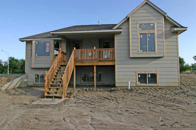 4664 Cheltenham, Park City, KS 67147