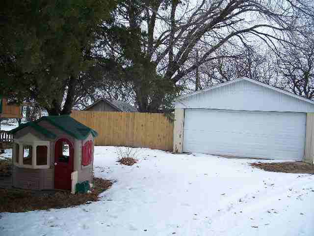 4327 W 69th N, Valley Center, KS 67147