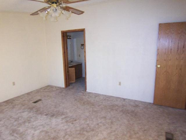 2730 E 33rd N, Wichita, KS 67219