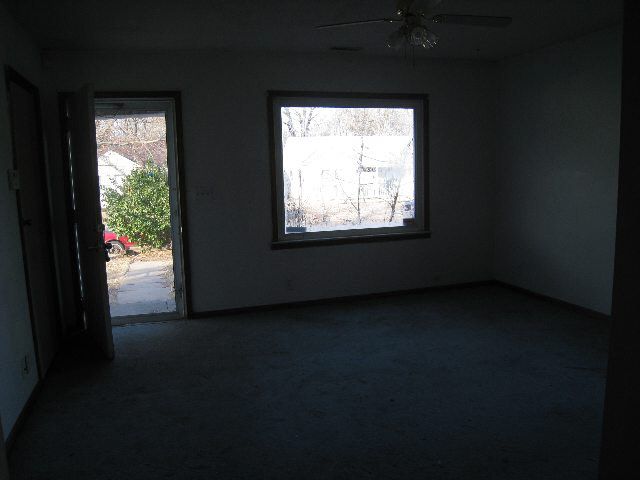 720 S Pinecrest, Wichita, KS 67218