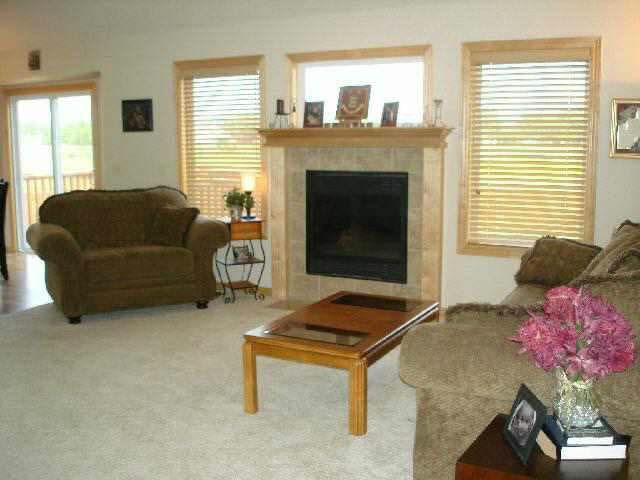 150 N Redbud, Valley Center, KS 67147