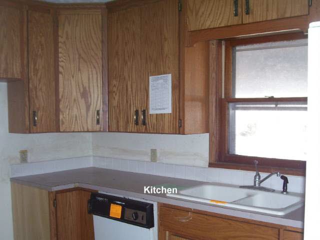 520 E 3rd HUD #181-180285, Newton, KS 67114
