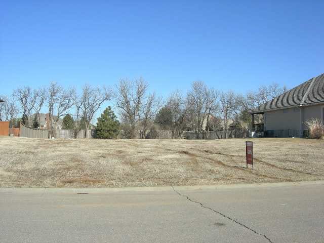 12513 Killarney Ct, Wichita, KS 67206