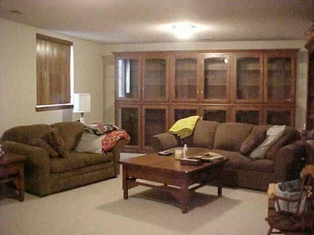 1512 Blue Spruce, Derby, KS 67037
