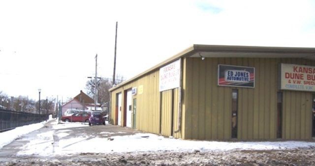 1241 S Broadway, Wichita, KS 67211
