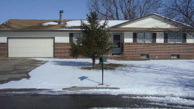 4 E Brazos Ct, Goddard, KS 67052