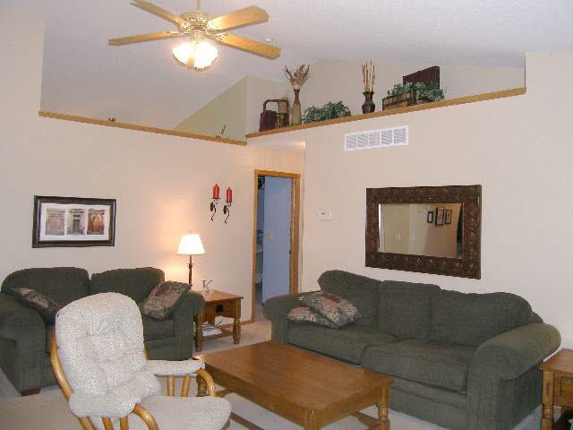 1432 S Hilltop, Derby, KS 67037