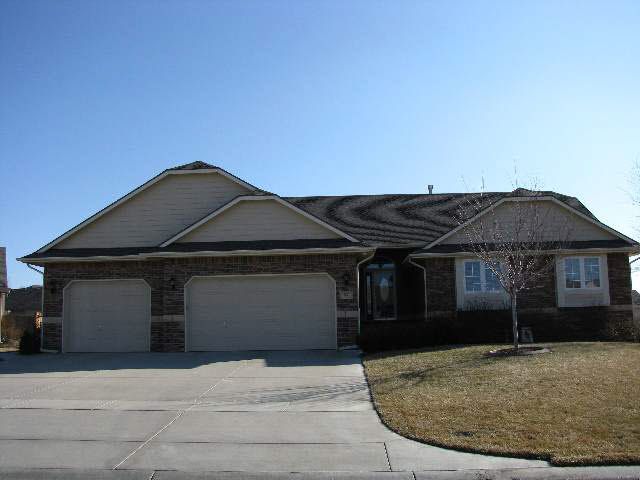 531 W Douglas, Andover, KS 67002