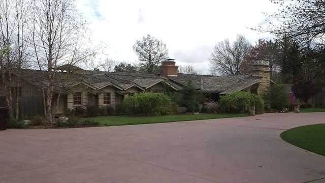 1436 Spring Dr, Wichita, KS 67208