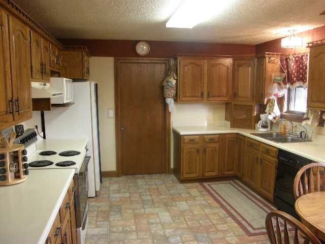14829 Deertrail Cir, Clearwater, KS 67026
