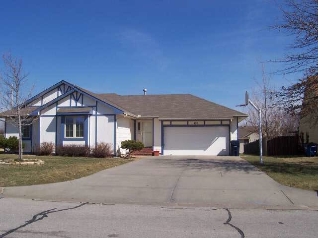 438 Greenvalley Dr, Andover, KS 67002