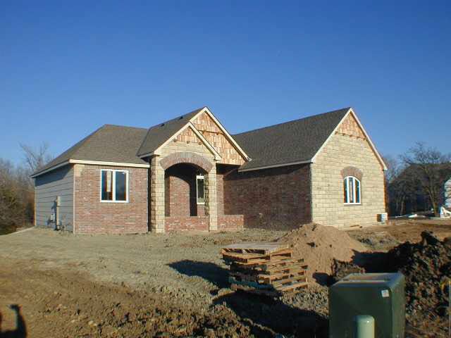 12630 E Zimmerly St, Wichita, KS 67207