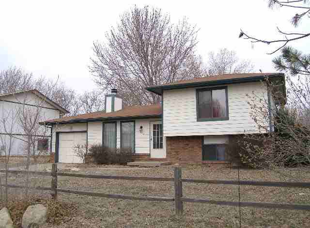 530 E Campus, Wichita, KS 67216