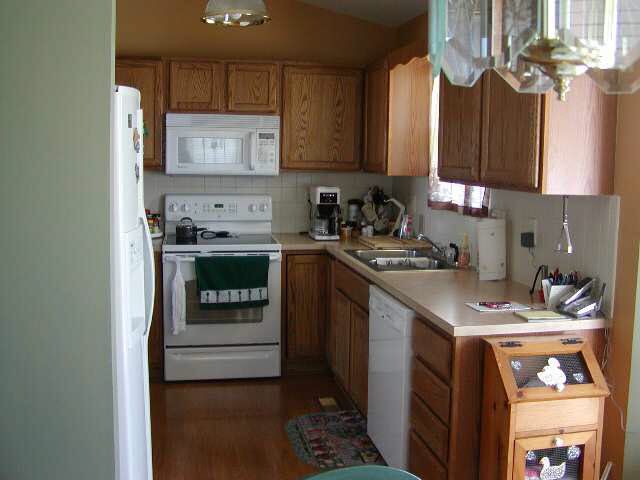1603 E Summerwood St, Goddard, KS 67052
